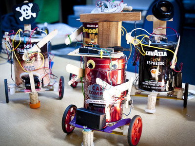 Kaffeedosenroboter