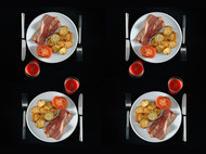 Speck, Bratkartoffeln und Tomate