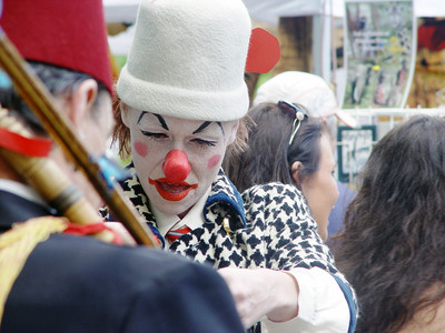 Ein Clown beim Fest der Kulturen 2012