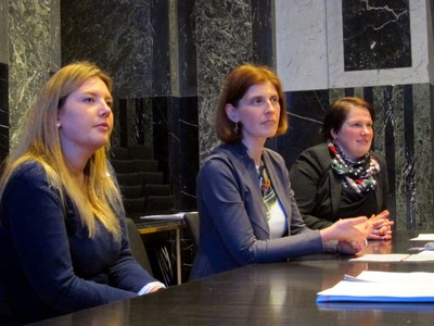 Foto von Carolin Hager, Dr. Koralia Sekler und Melanie Walter