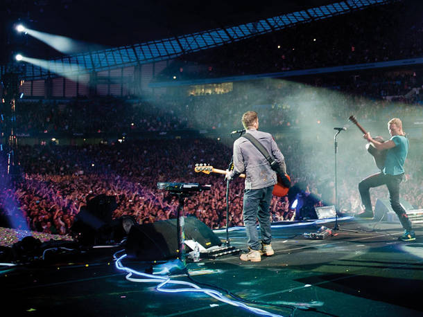 Die Gruppe Coldplay während eines Konzertes