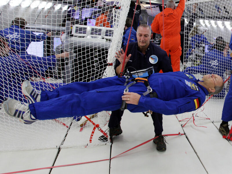 schwebender Astronaut