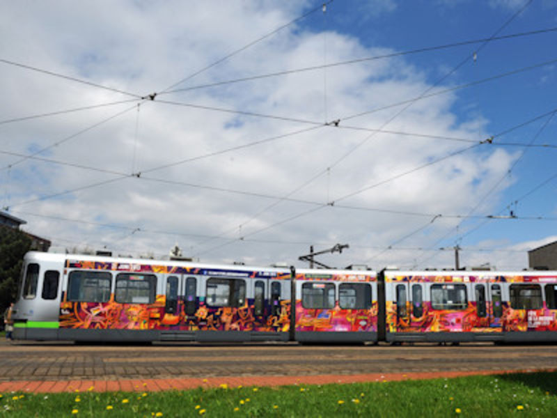 bemalte Straßenbahn