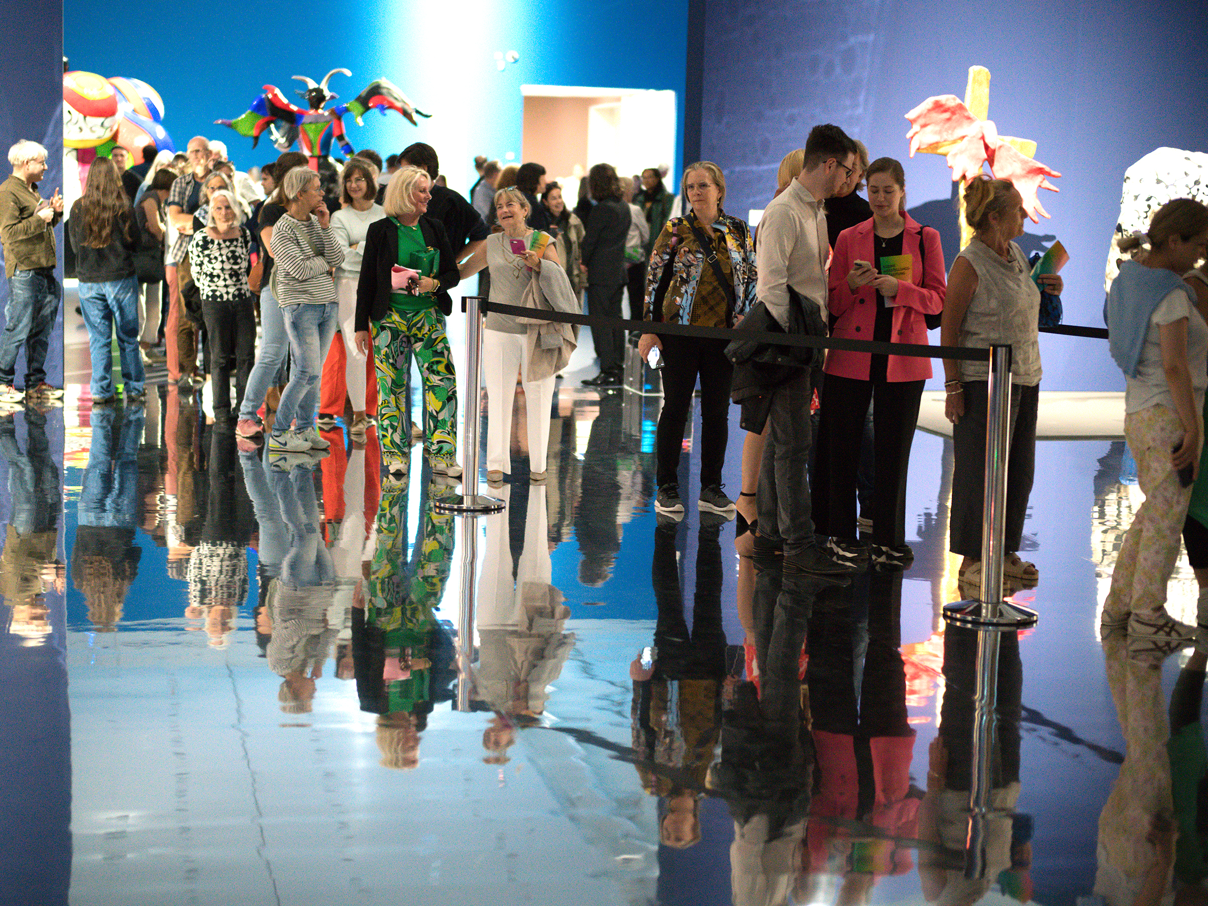 Blick in die Ausstellung, Niki. Kusama. Murakami. Love You for Infinity