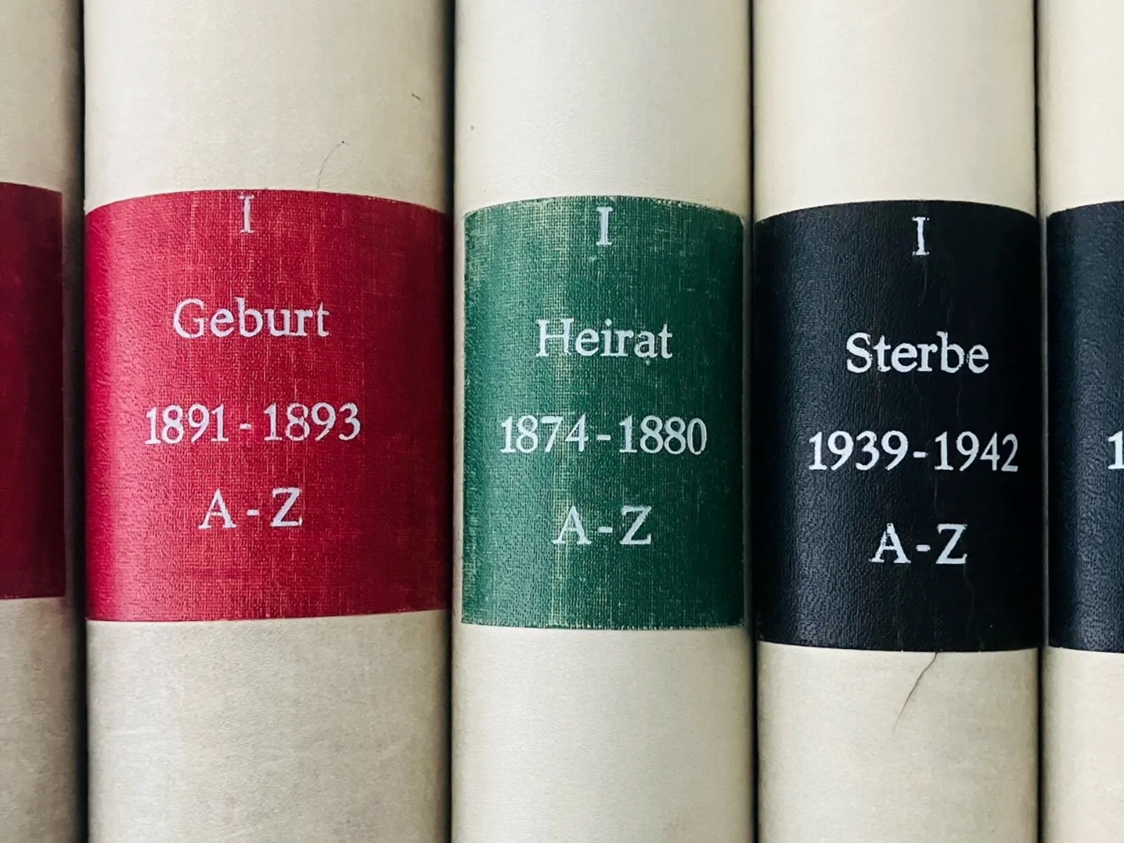 Die Namensregisterbände sind digital verfügbar
