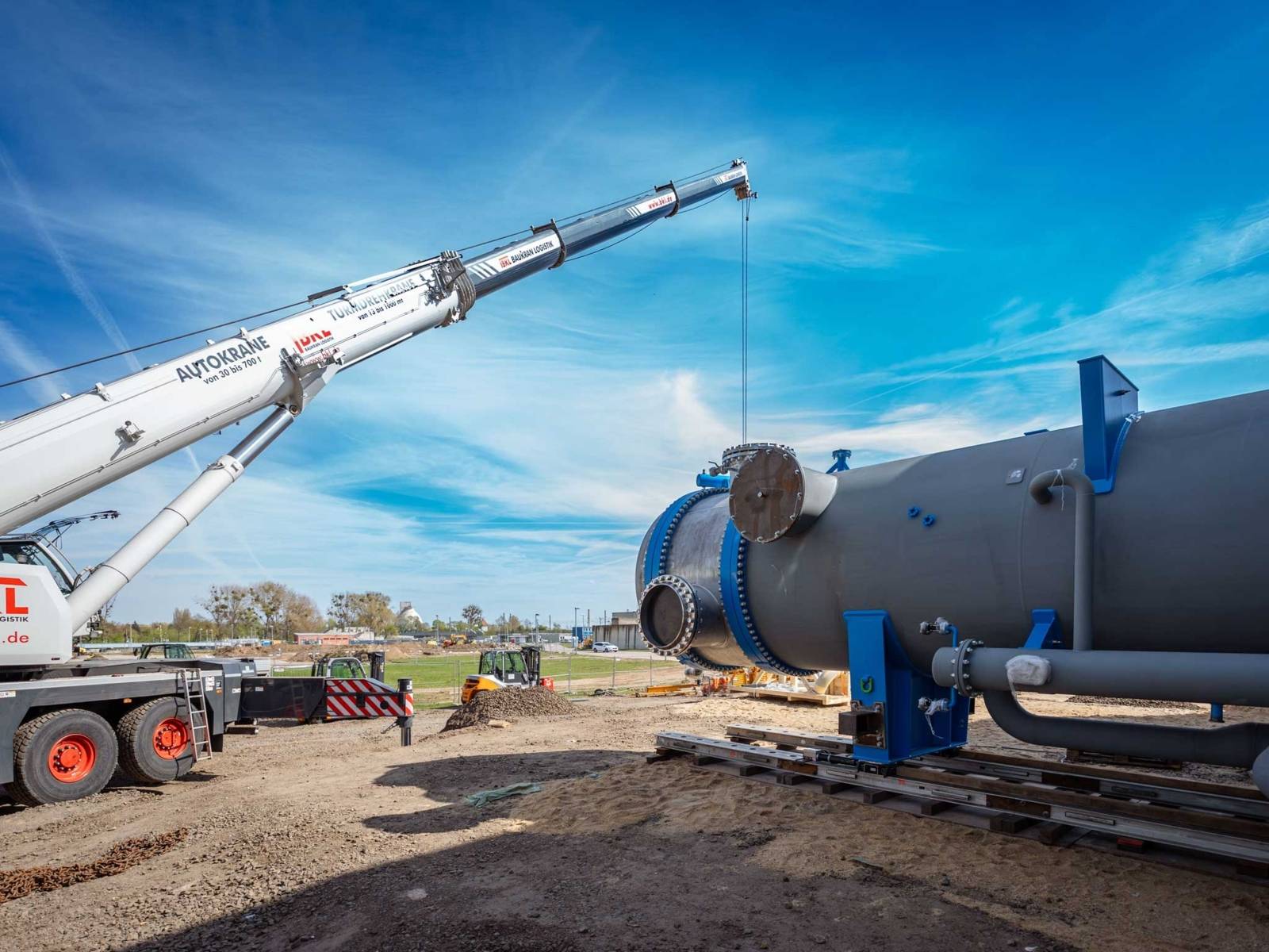 Autokran mit Großwärmepumpe