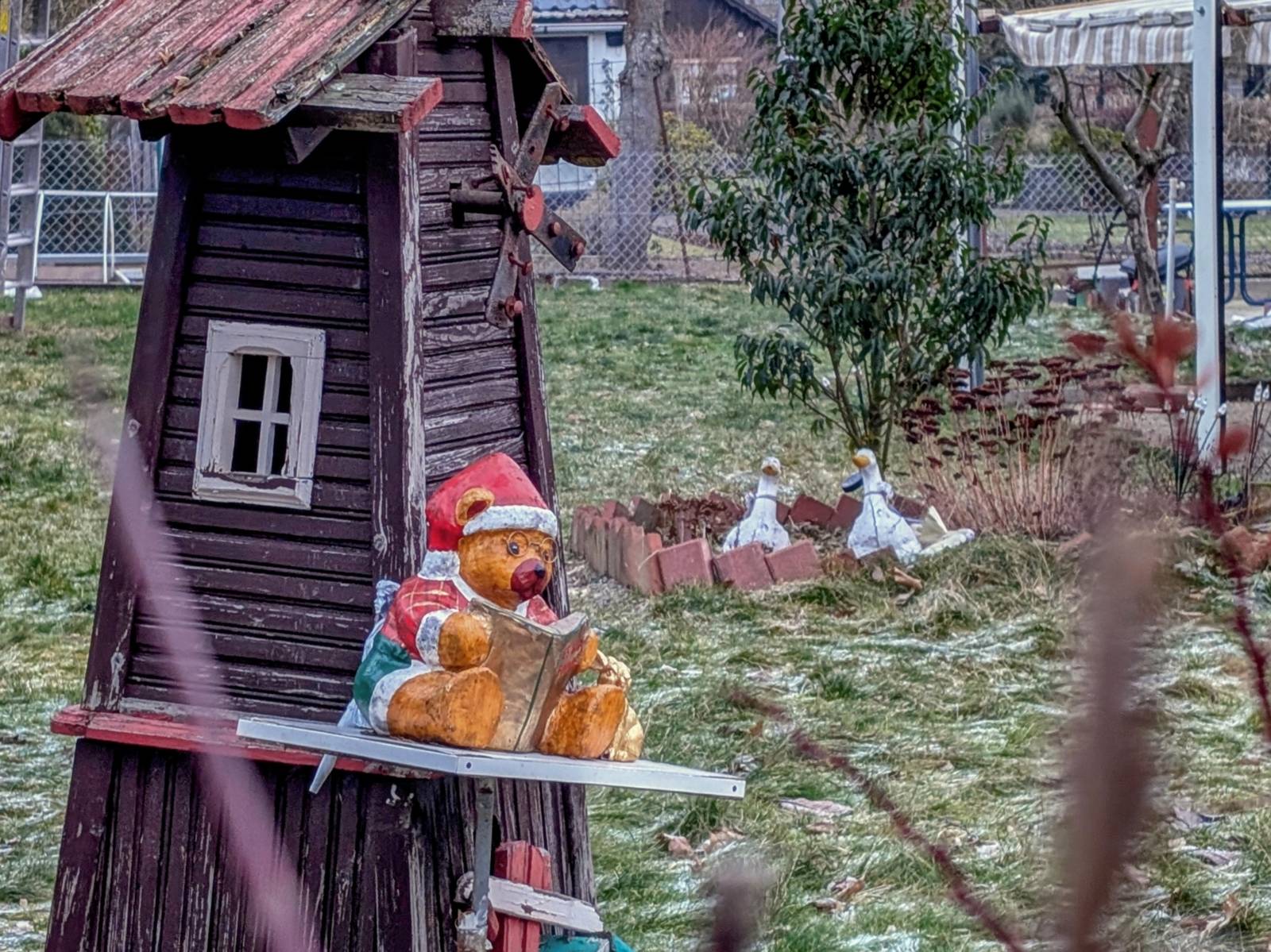 Blick in einen Kleingarten.