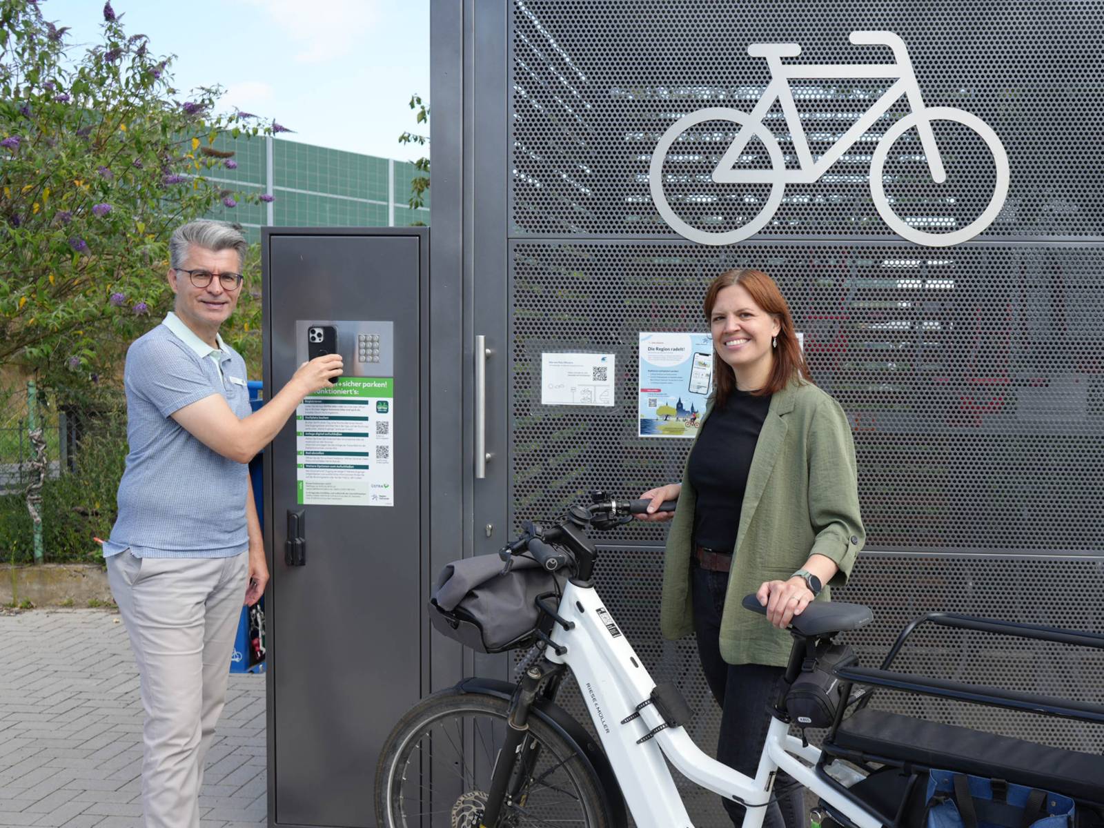 Fahrradgaragen am Bahnhof Dedensen/Gümmer
