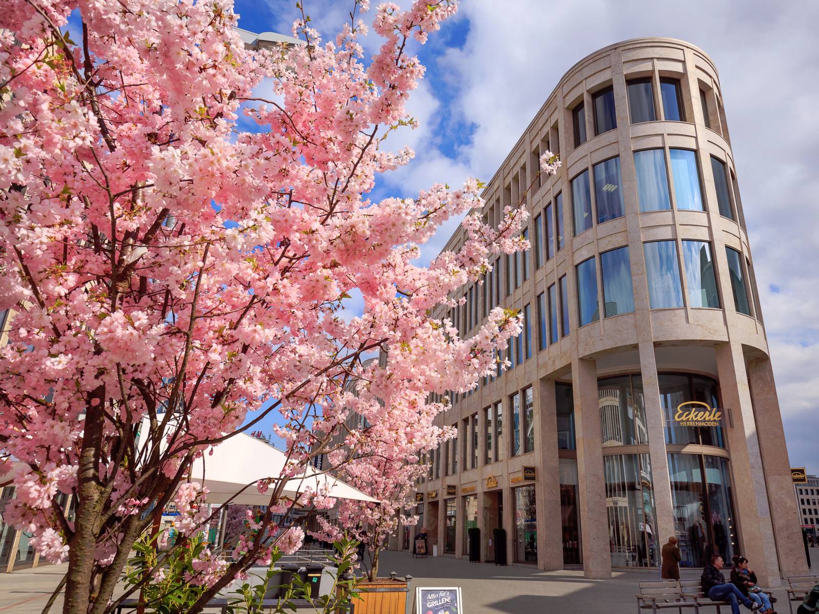 Sonntagsshopping in der Karmarschstraße