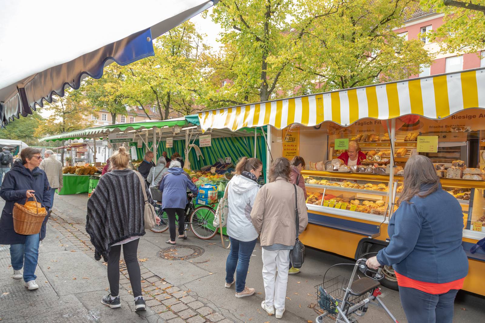 Der Wochenmarkt Schaperplatz.