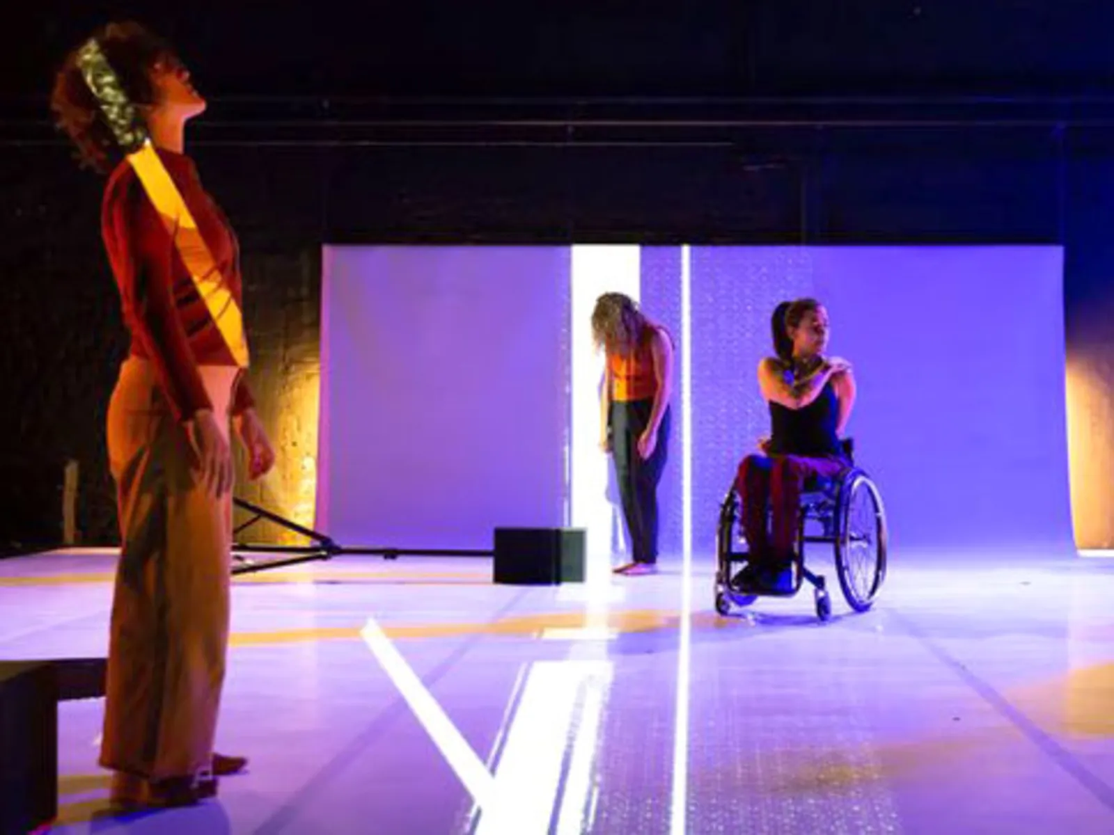 Cellar and Secrets - INSIGHTS /  Choreography: Gerda König, Jordi Cortés