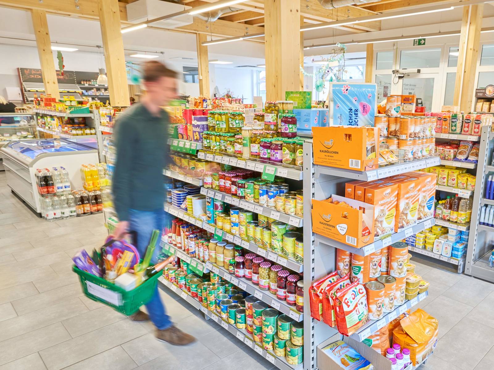 Blick in den Dorfladen Mariensee