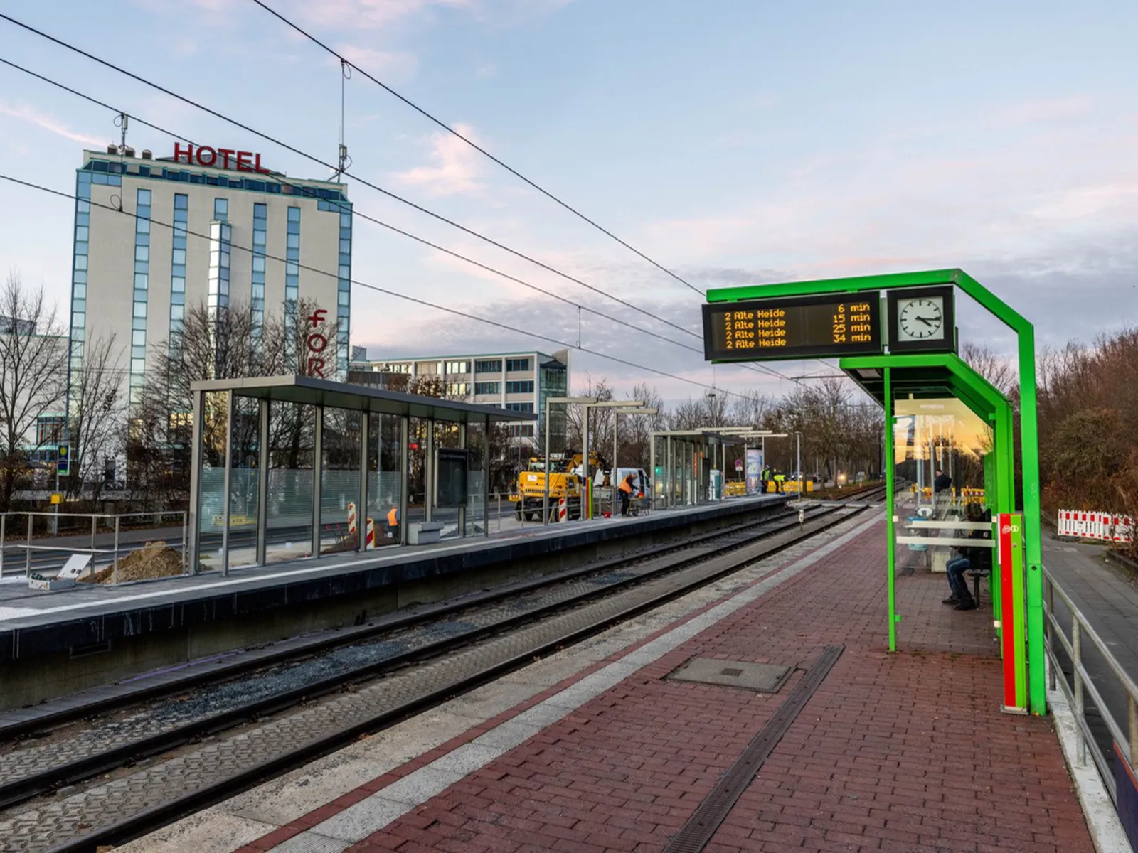 Ein Hochbahnsteig
