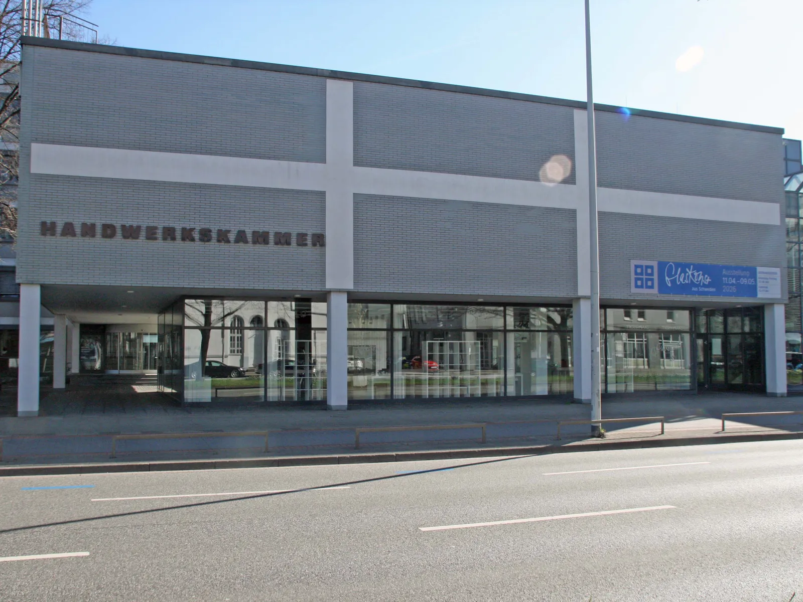 Gebäude