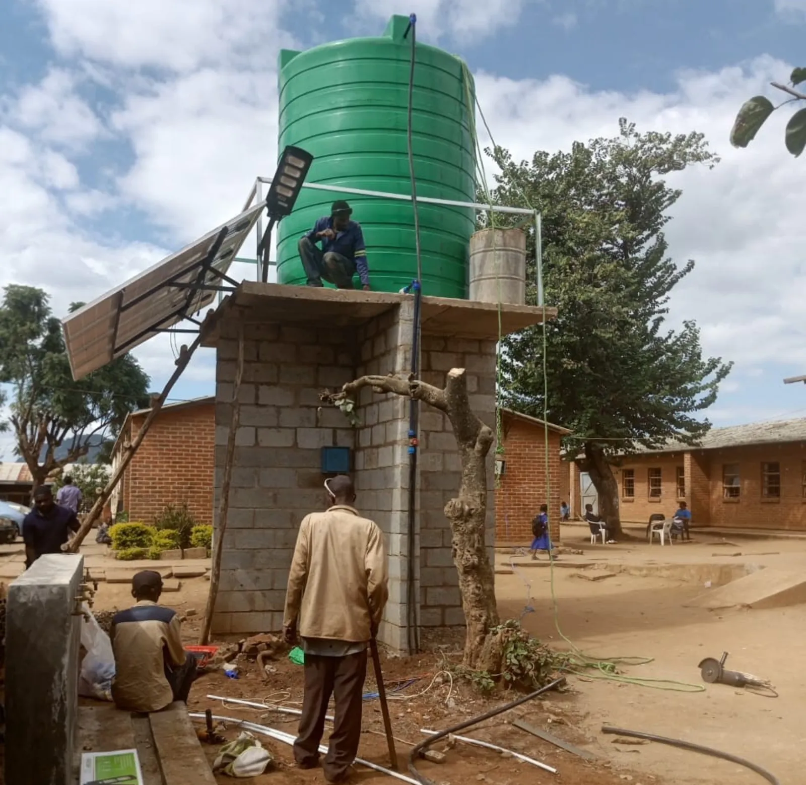 Wassertank Nayizi Primary School