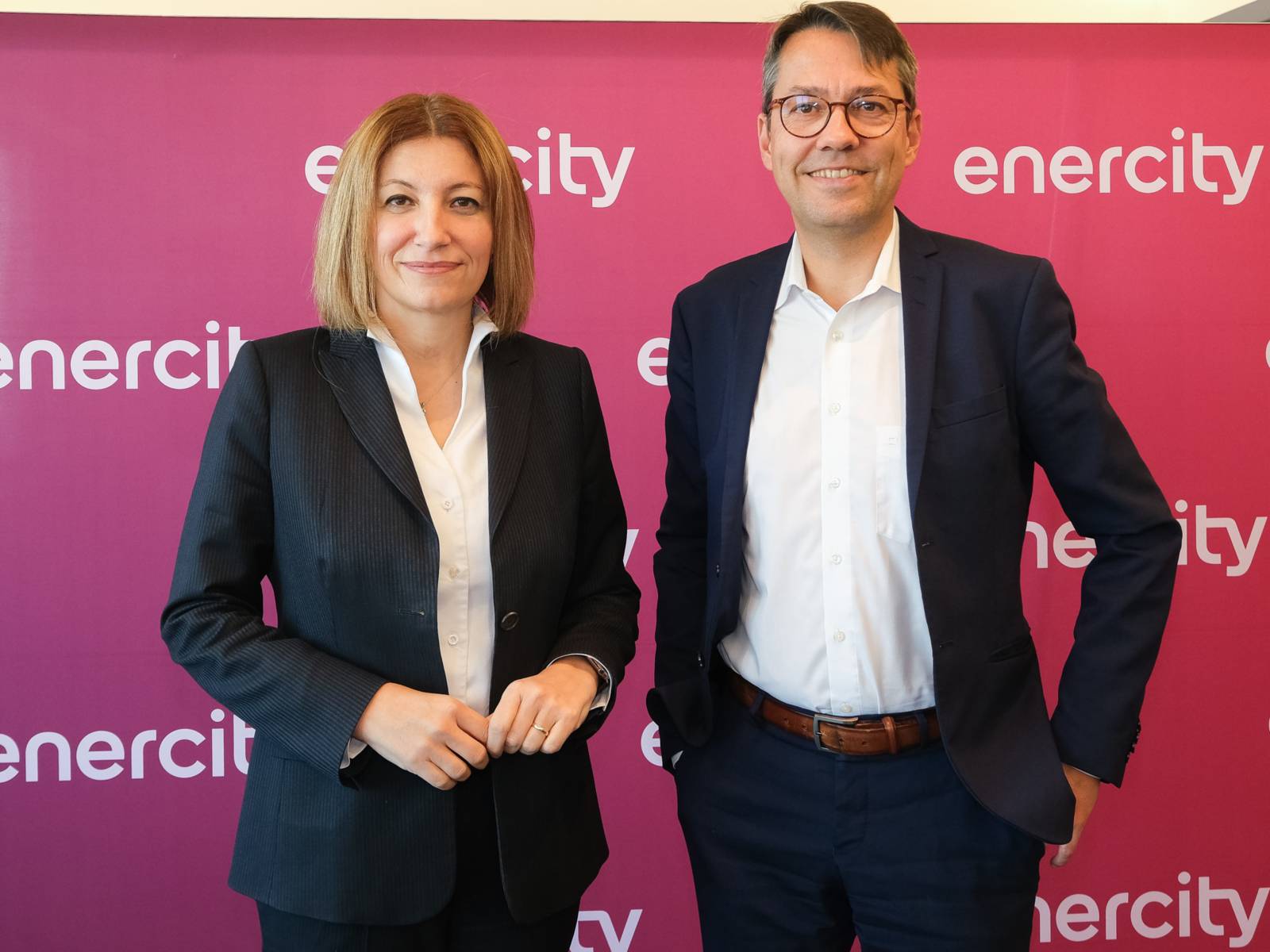 Dr. Susanna Zapreva und Prof. Dr. Marc Hansmann von enercity