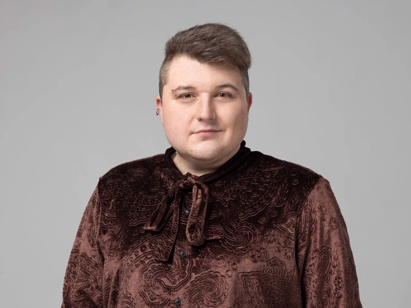 Eine Person im Porträt.