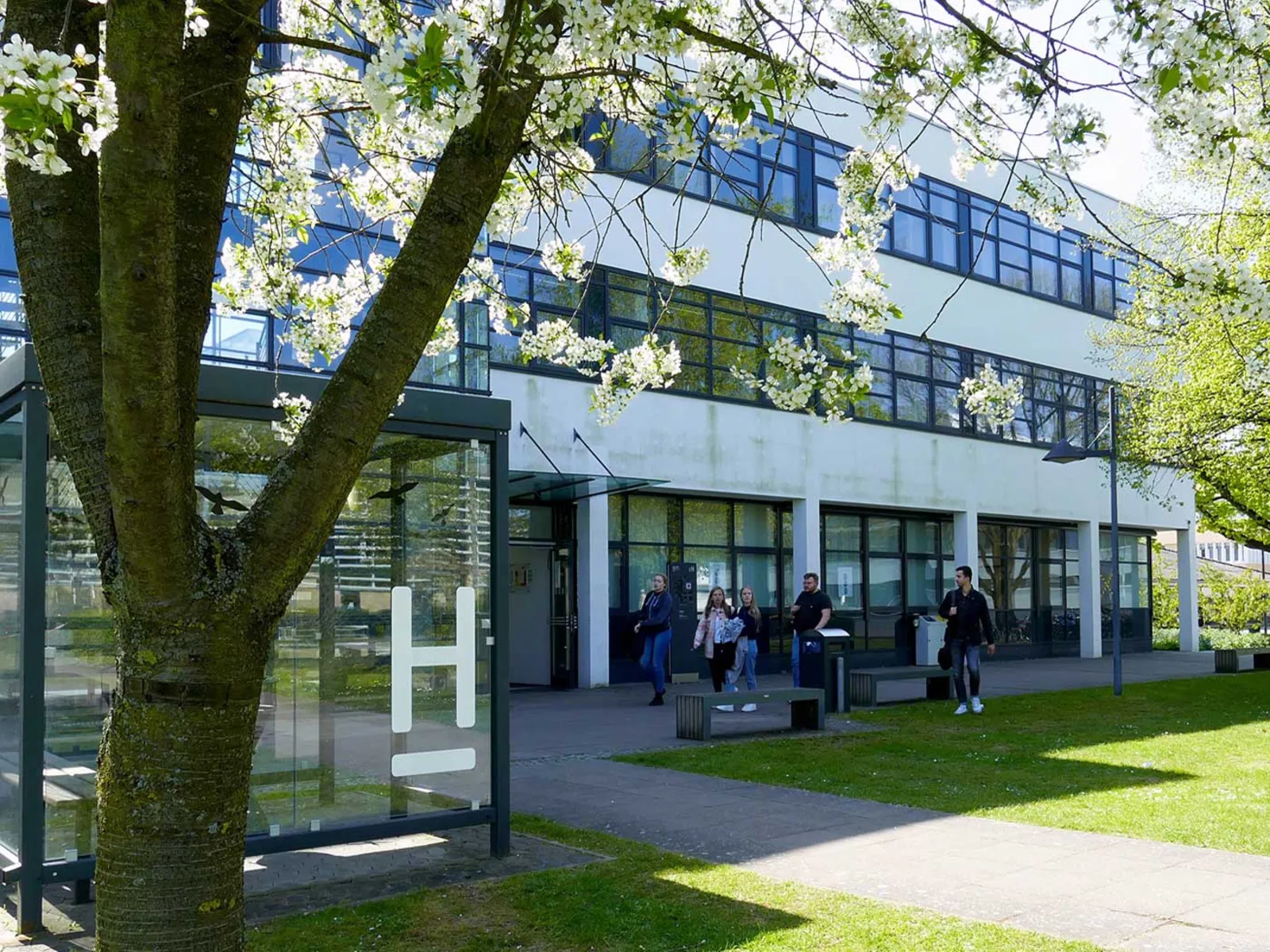Gebäude