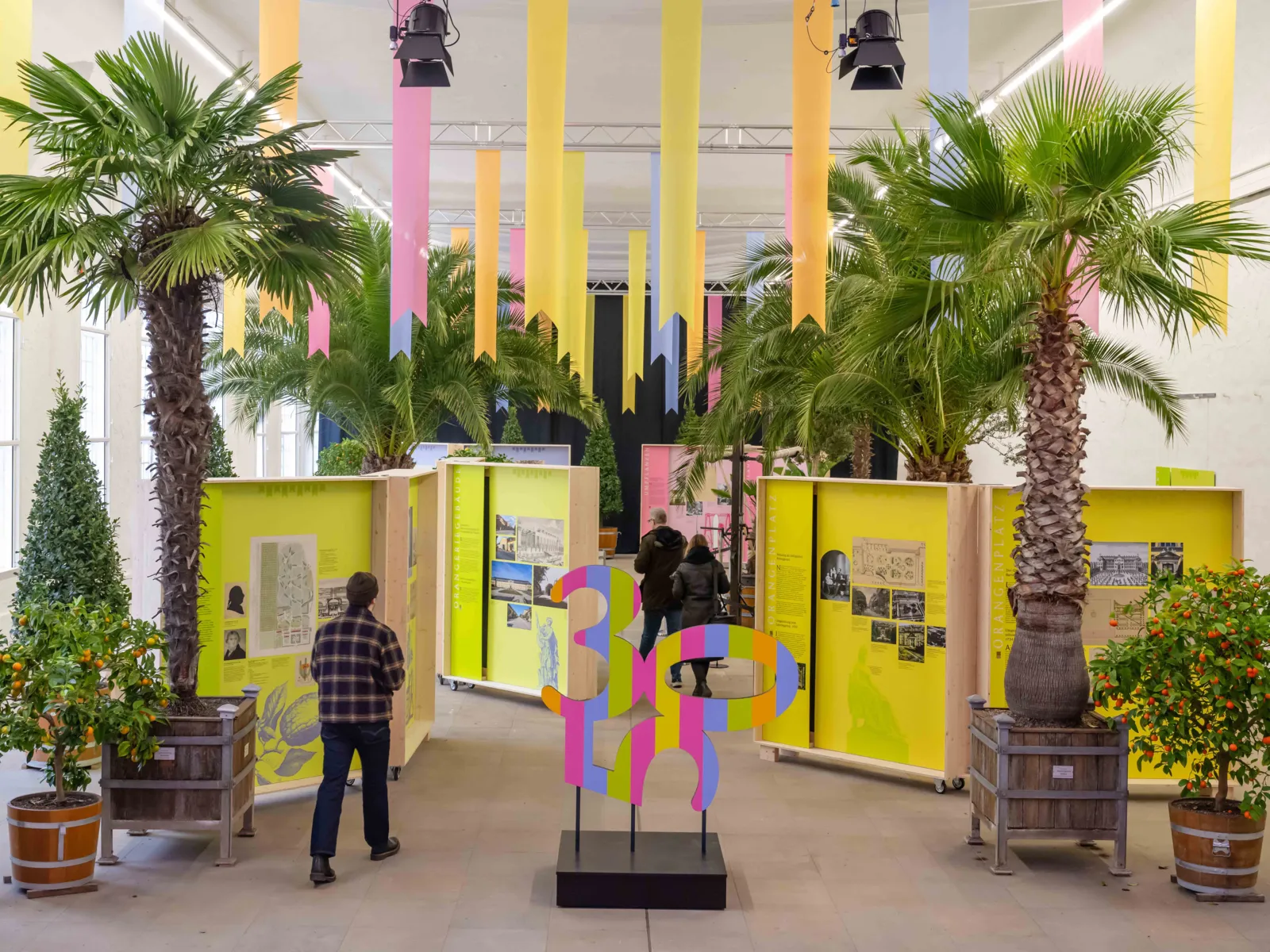 Blick in die Ausstellung "Gartenkunst aus Meisterhand"