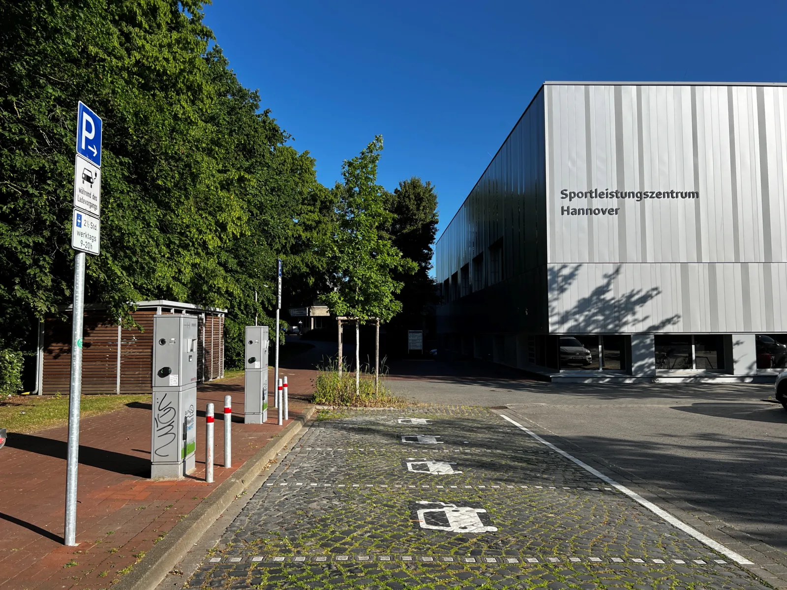 Ladesäulen am Sportleistungszentrum Hannover