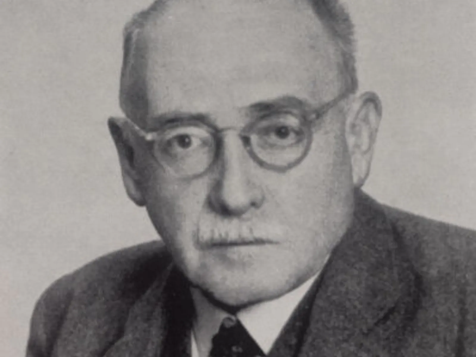 Dr. Heinrich Klang