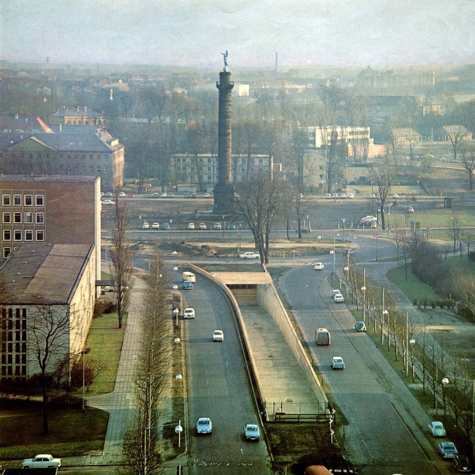 Fertig gestellte Rampe am Waterlooplatz