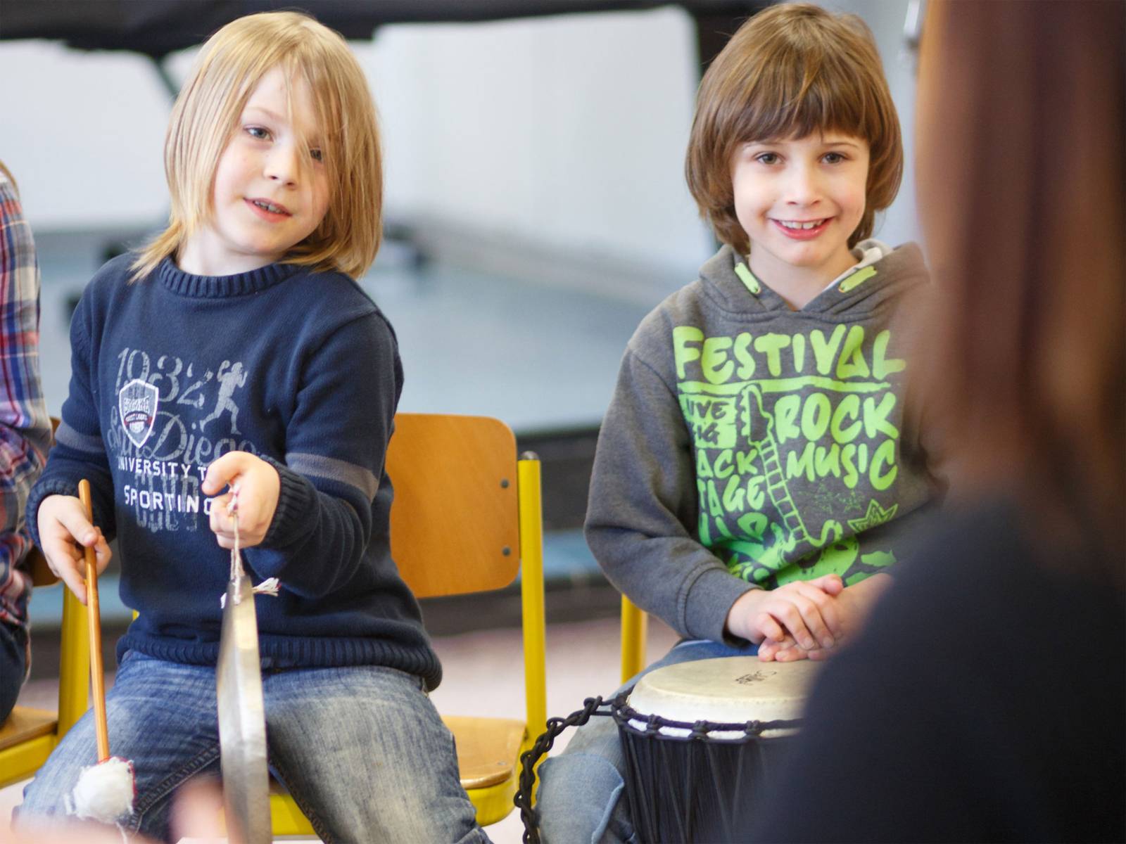Elementare Instrumente zum Klingen bringen