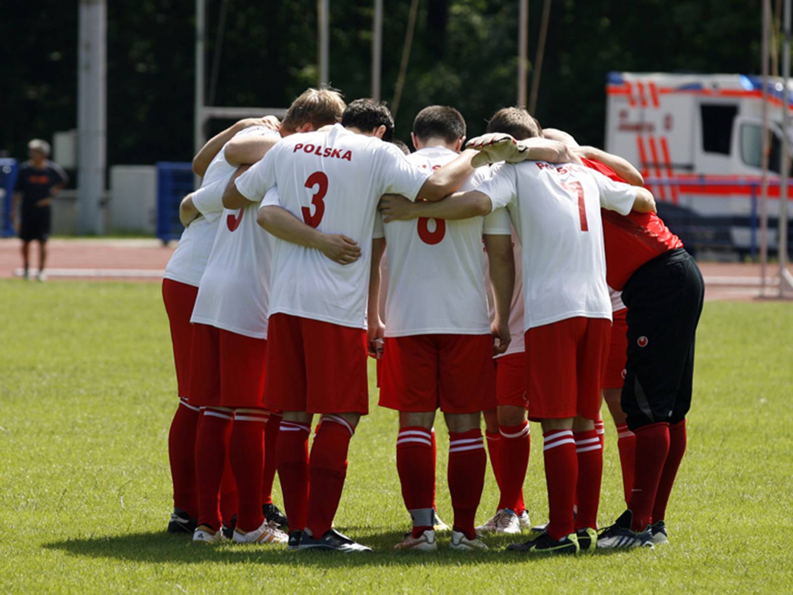 Eine Aufnahme vom Internationalen Hannover Cup 2012: Das polnische Team stimmt sich auf ein Spiel ein