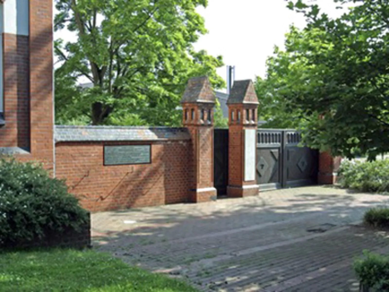 Altes Eingangstor der Israelitischen Gartenbauschule Ahlem