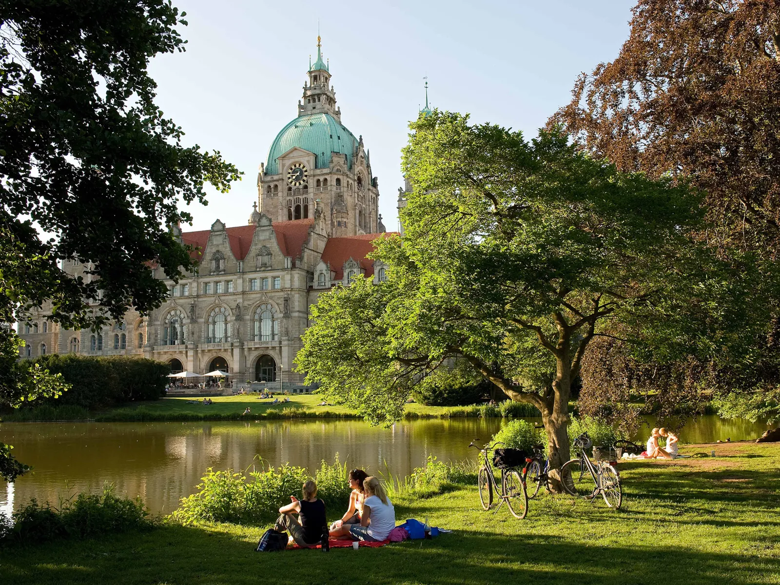 Neues Rathaus und Maschpark