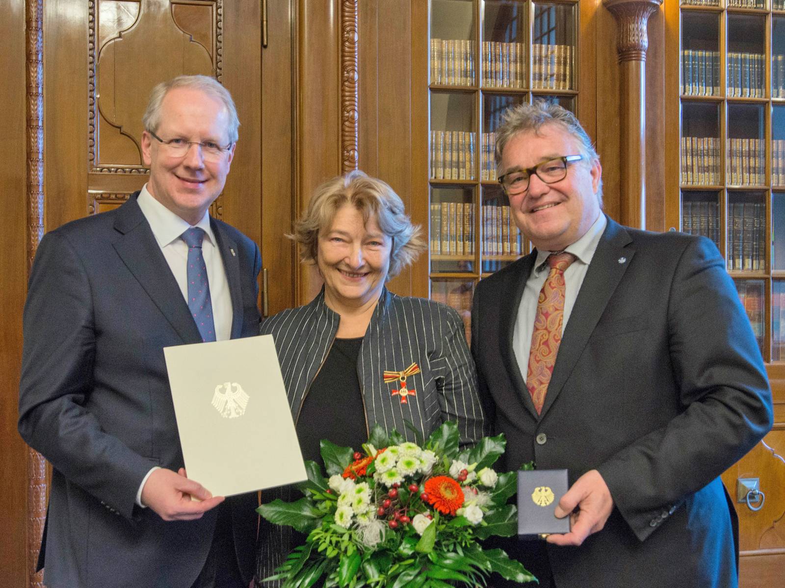 Oberbürgermeister Stefan Schostok, Silvia Hesse und Regionspräsident Hauke Jagau