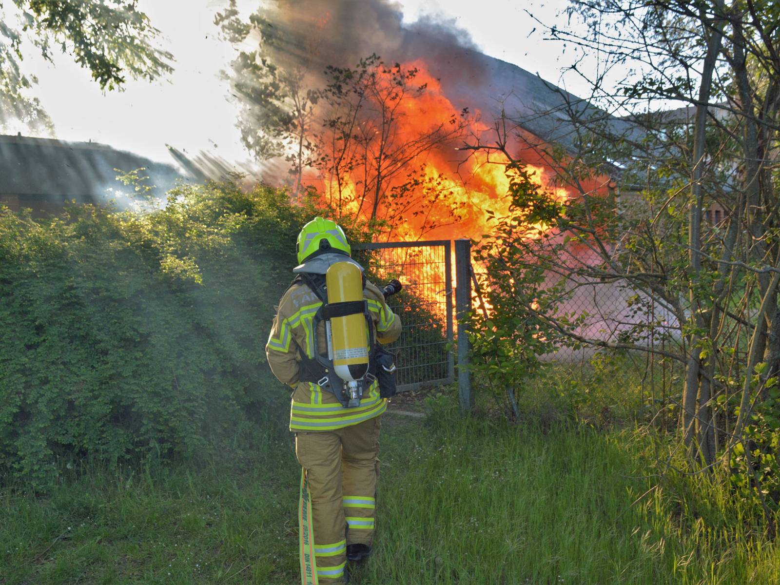 Am Montagabend brannte ein Geräteschuppen auf dem Gelände des städtischen Horts im Spielpark Roderbruch.