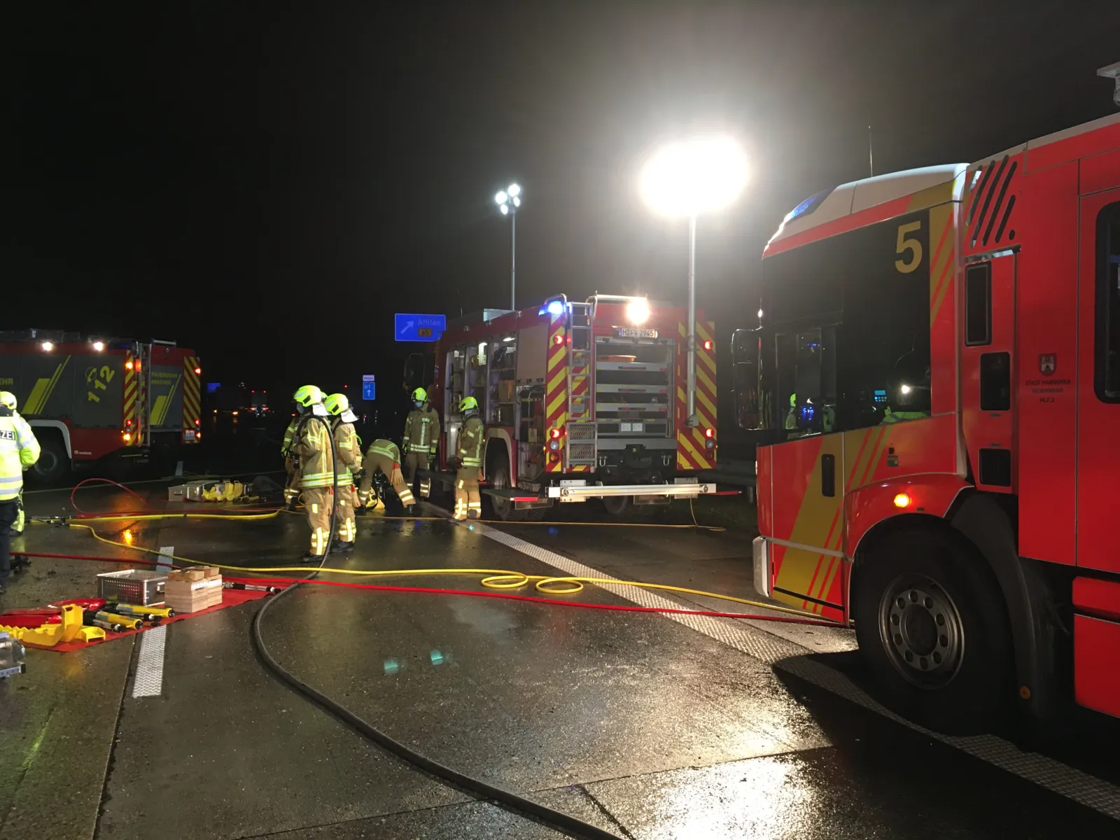 Feuerwehrkeuteund Feuerwehrautos