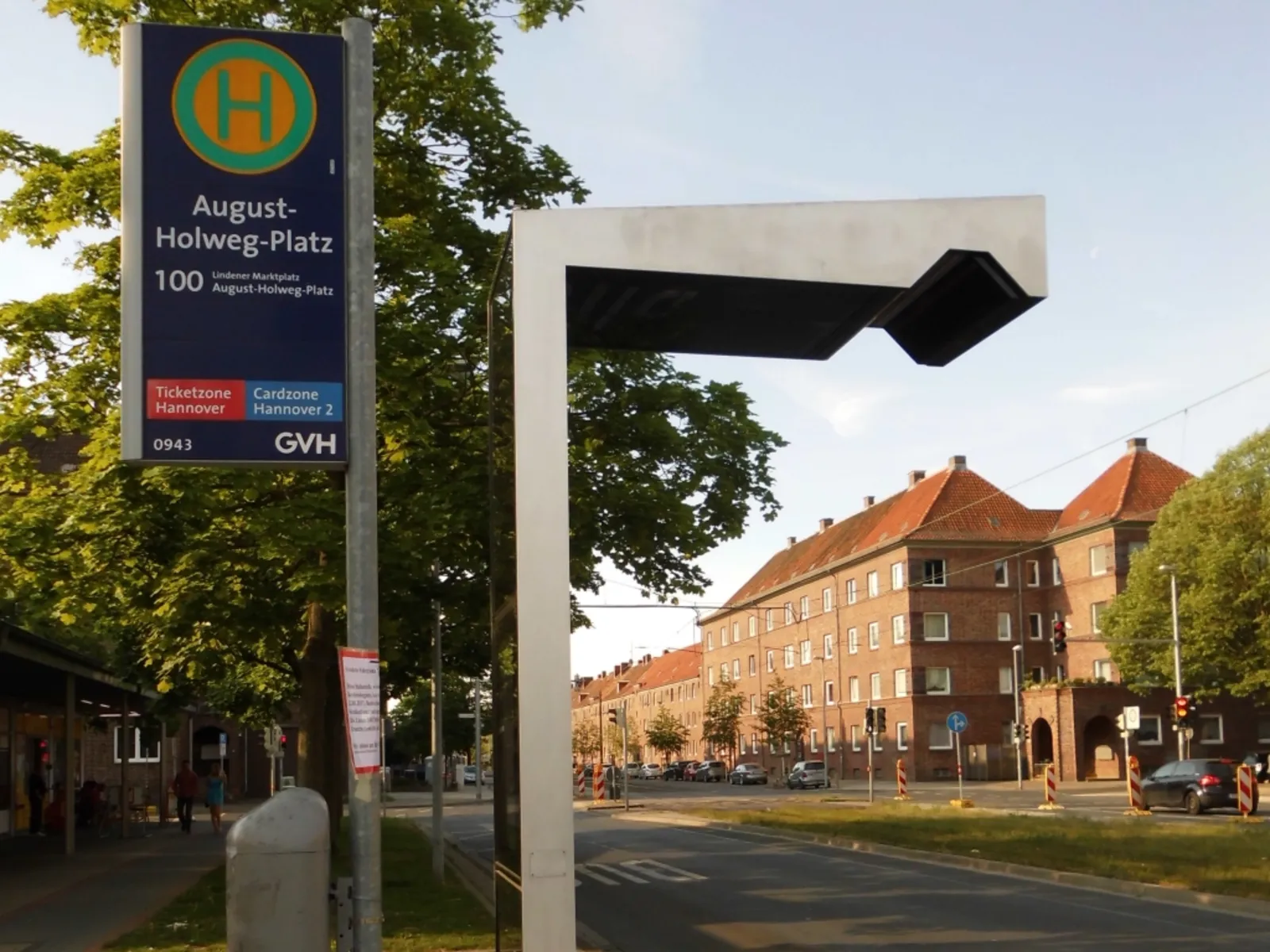 Bushaltestelle am August-Holweg-Platz