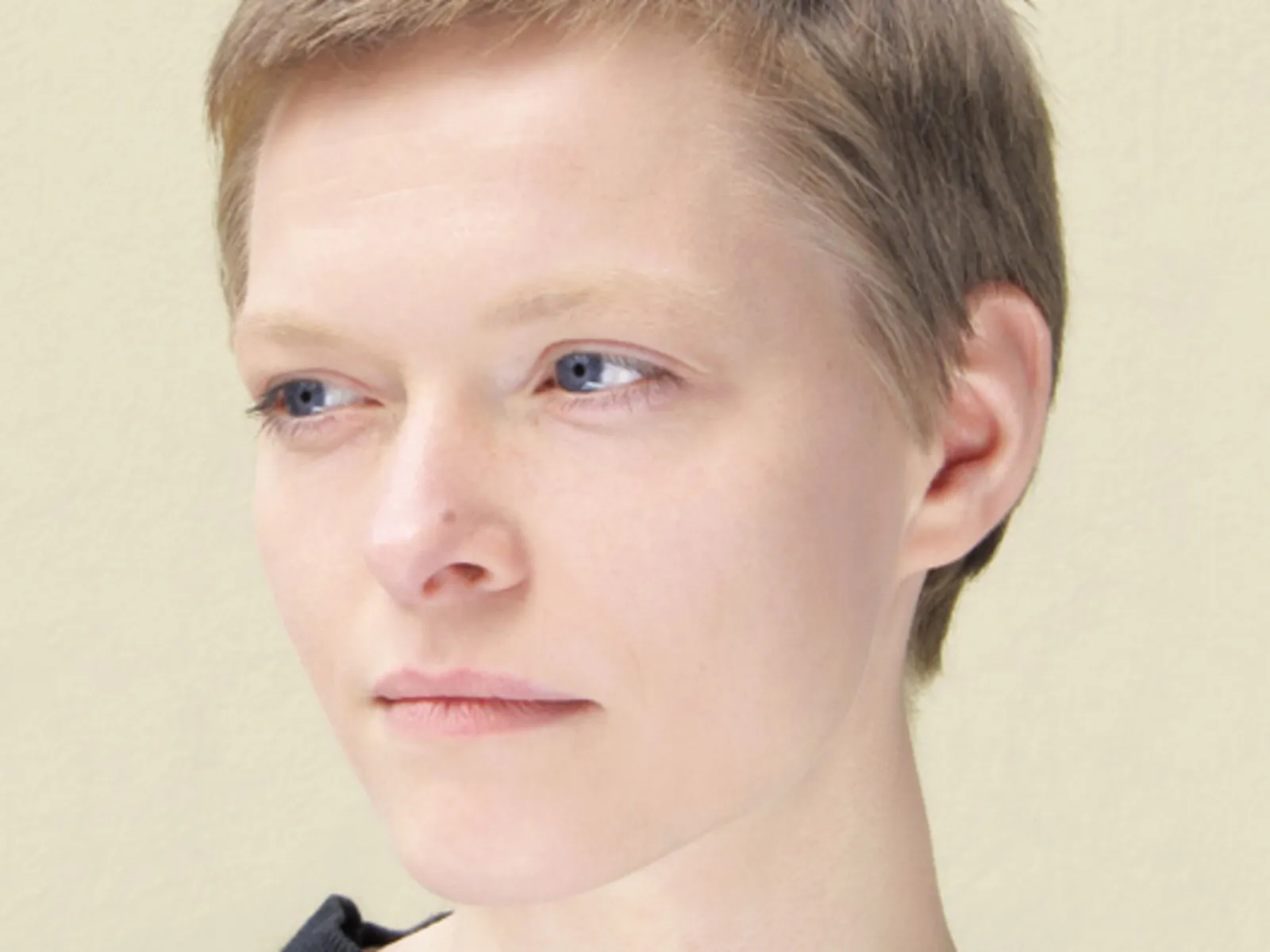 Porträtfoto einer jungen Frau