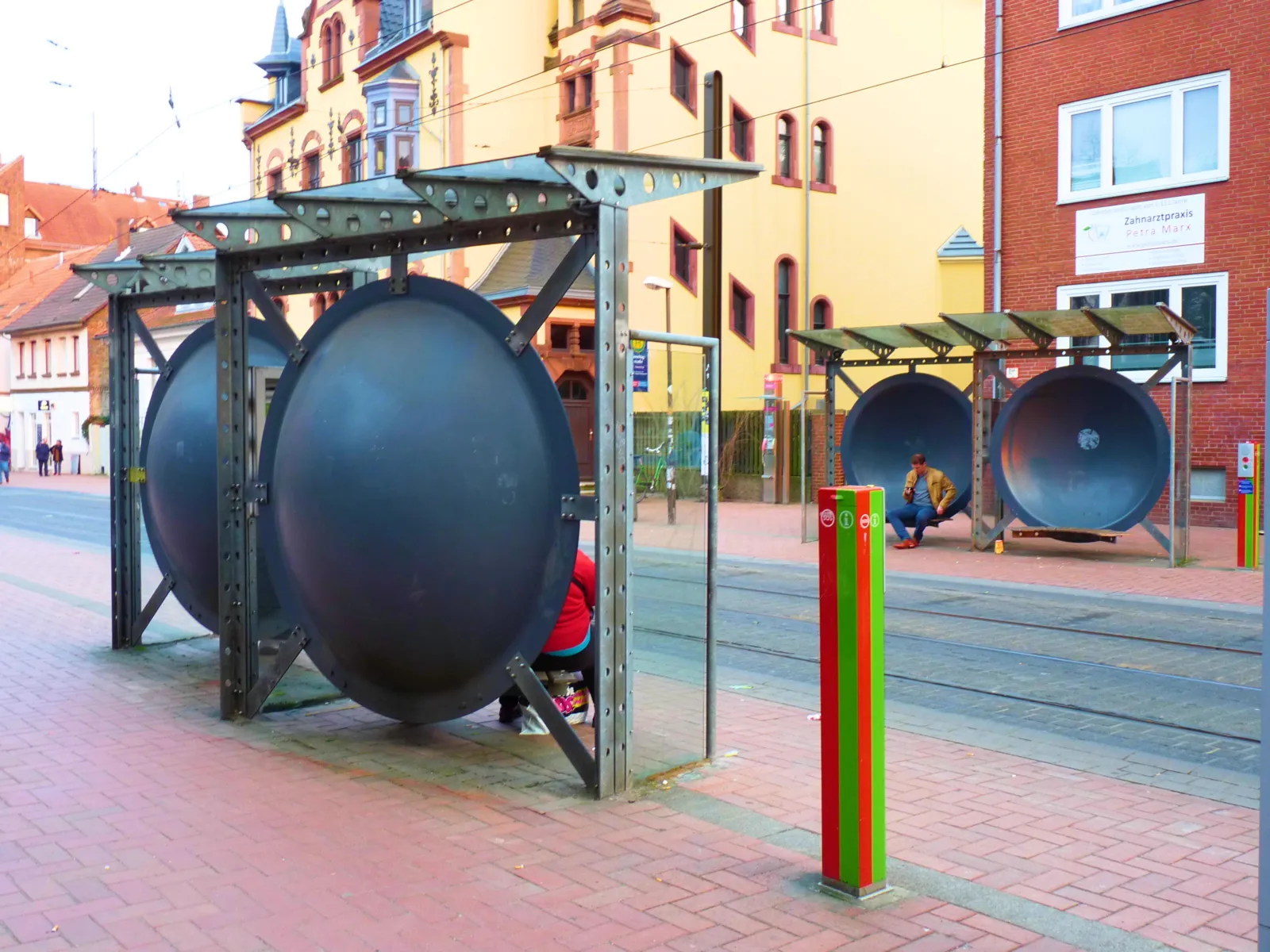 Haltestelle an der Nieschlagstraße.