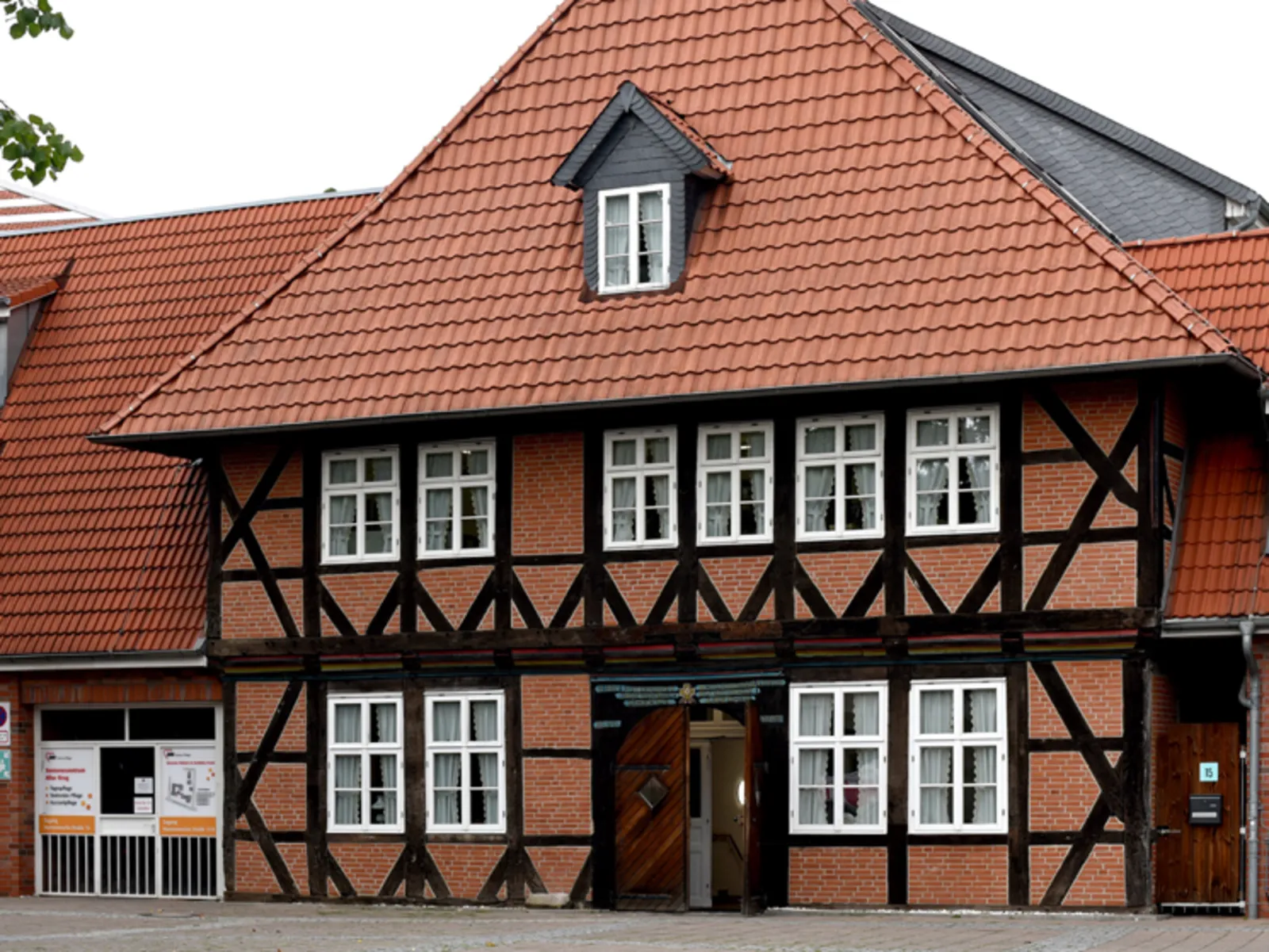 Gebäude