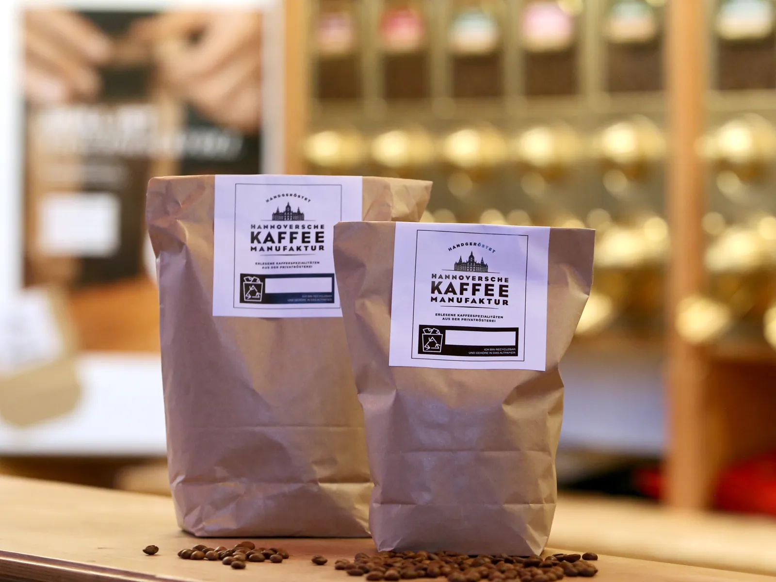 Eine Papiertüte für Kaffee