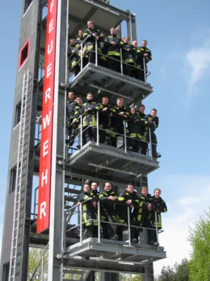 Gruppenfoto Absolventen Truppmannausbildung 04.05.2012