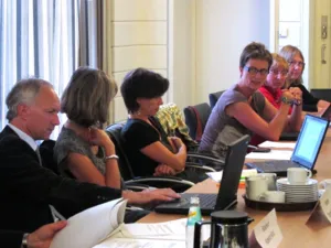 Bilder von der Sitzung des Internationalen Ausschusses am 6. September 2012