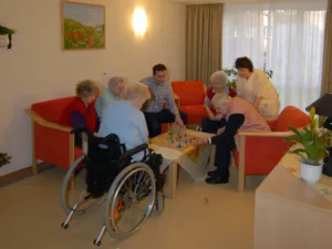 Eine Spielegruppe im Margot-Engelke-Zentrum