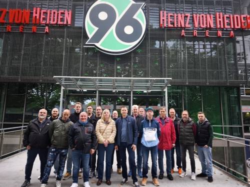 Unsere Mitarbeitenden waren nicht nur sichtlich davon angetan, sondern haben die Zeit auch genutzt um den Teamspirit, der für die Arbeit im Bahnbereich sehr wichtig ist, wieder neu zu festigen.