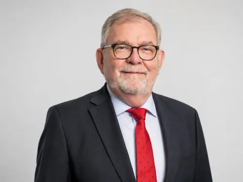 Bezirksbürgermeister Döhren-Wülfel, Wilhelm Lindenberg.