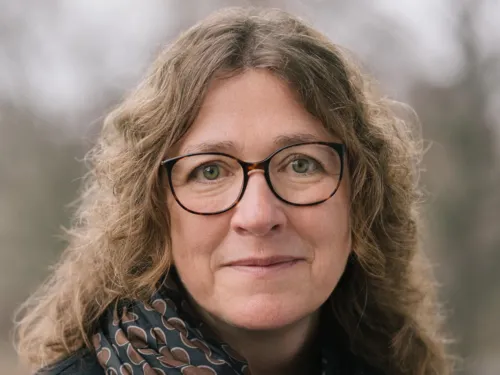 Eine Frau.