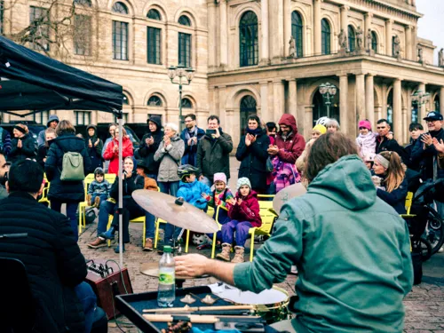 „Open Keys: Klaviermusik im Kulturdreieck“, mit JAZZIYAT