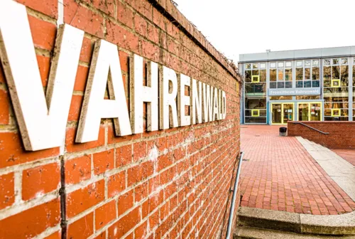 FZH Vahrenwald mit Schrift