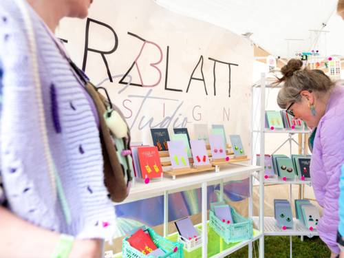 Stand mit Papierwaren