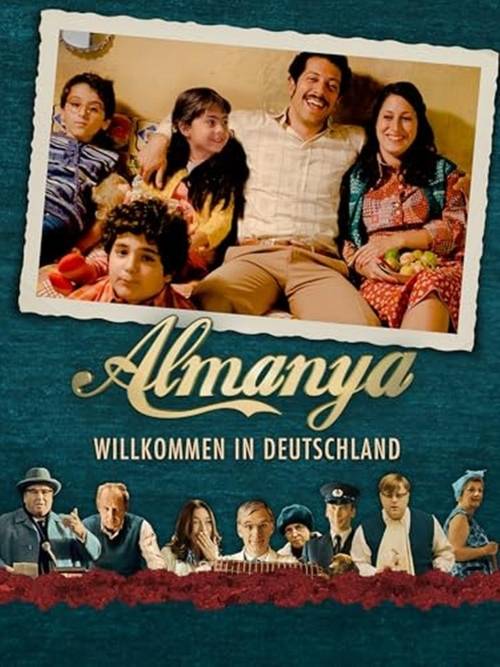 Ein Foto einer Familie die auf einem Sofa sitzt.