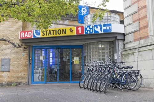 STEP Radstation von au&szlig;en