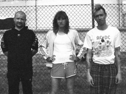 Zu sehen ist die Band Anda Morts.